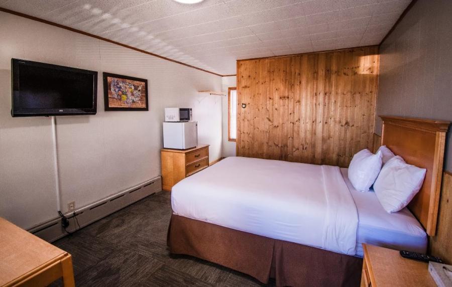 The Superior Motel Munising Ngoại thất bức ảnh
